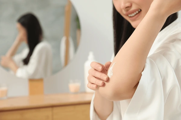 Ayuglow Body Lotion - Image 2
