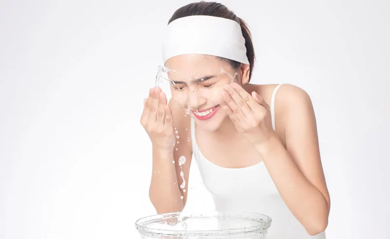 Extra Hydration Soap-Free Wash - Image 3